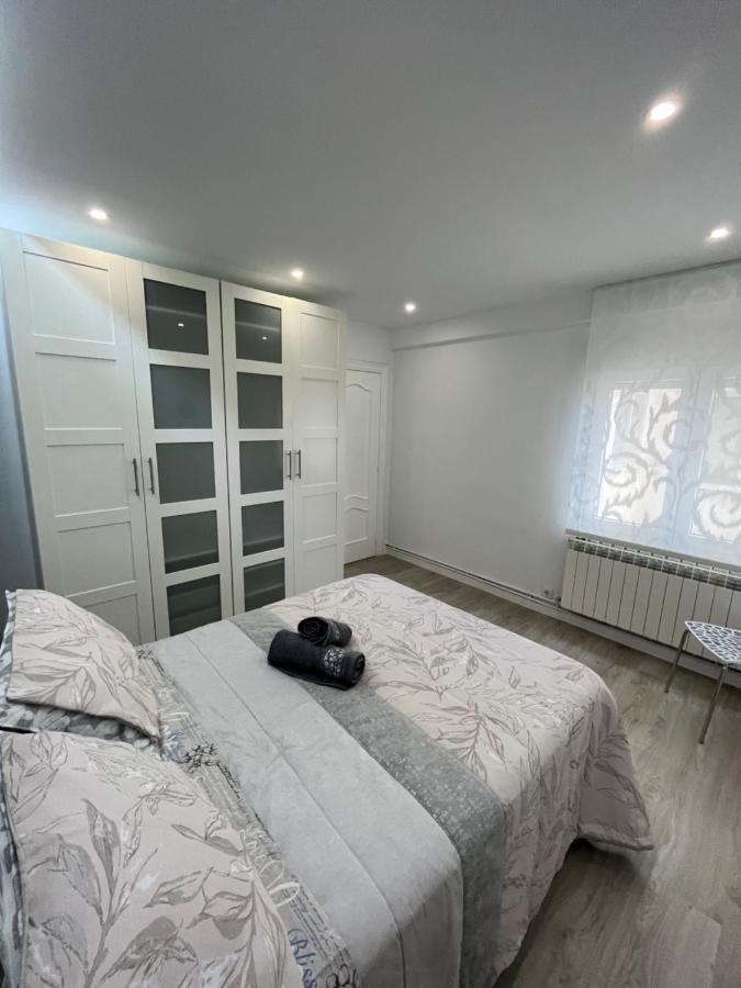 Apartment C&e *